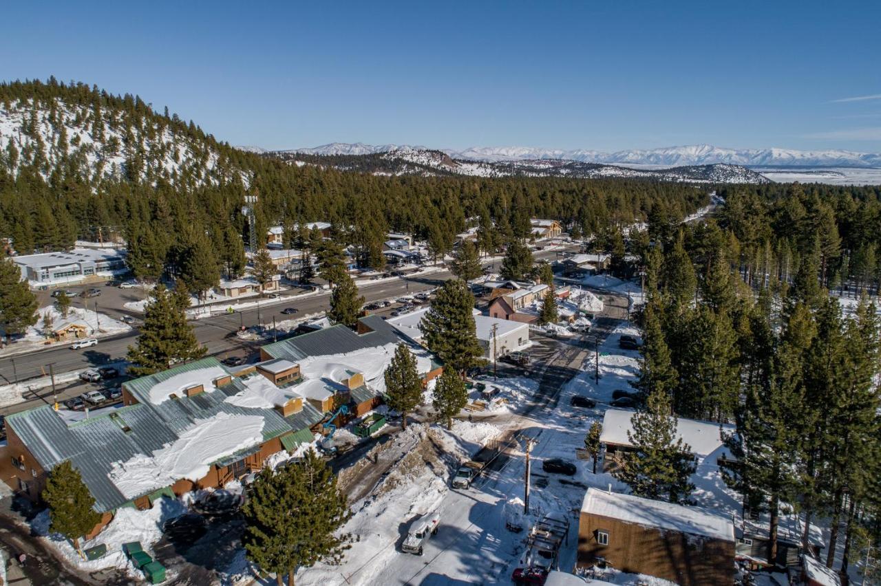 Cinnamon Bear Inn Mammoth Lakes Exterior photo