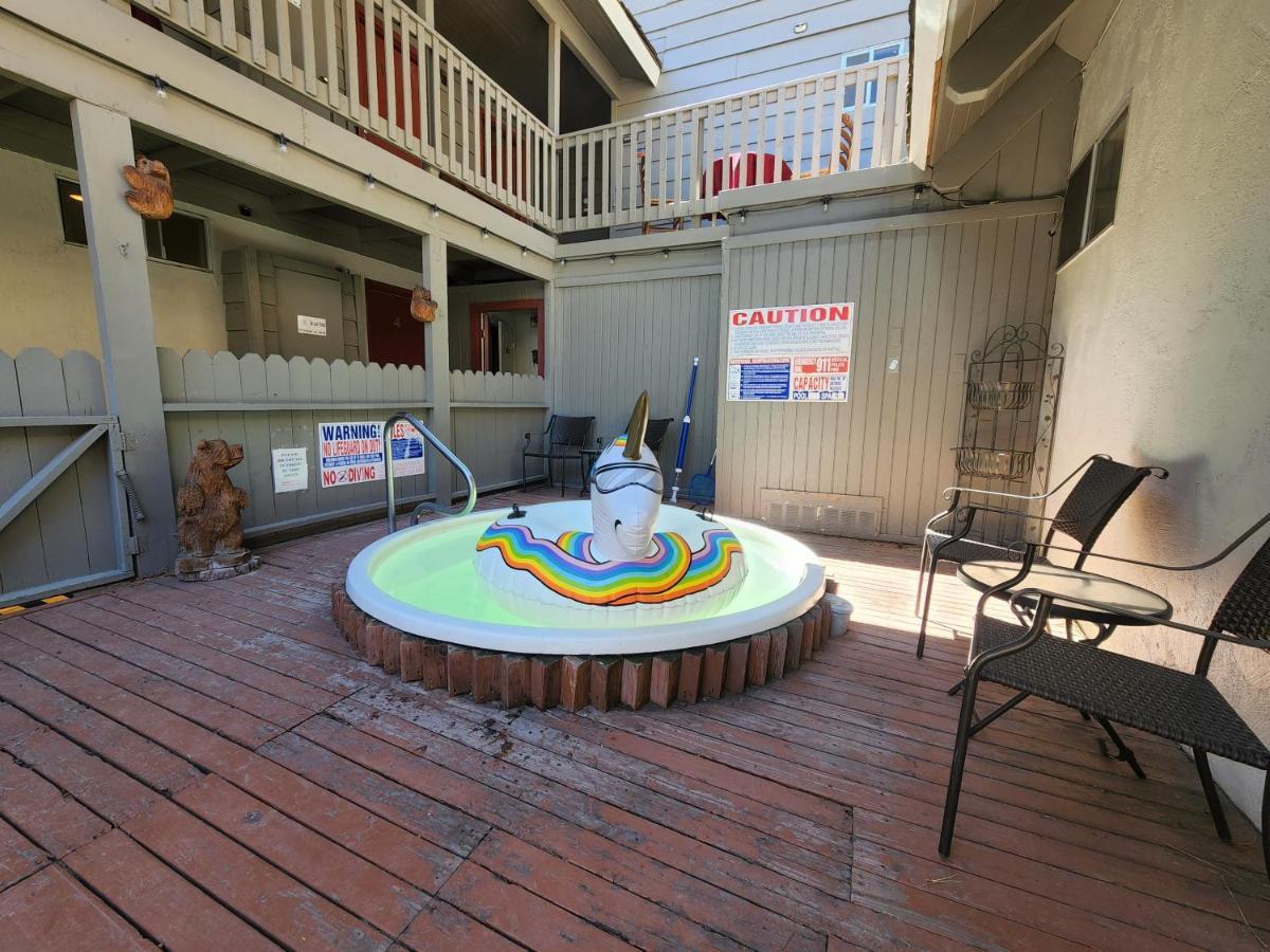 Cinnamon Bear Inn Mammoth Lakes Exterior photo