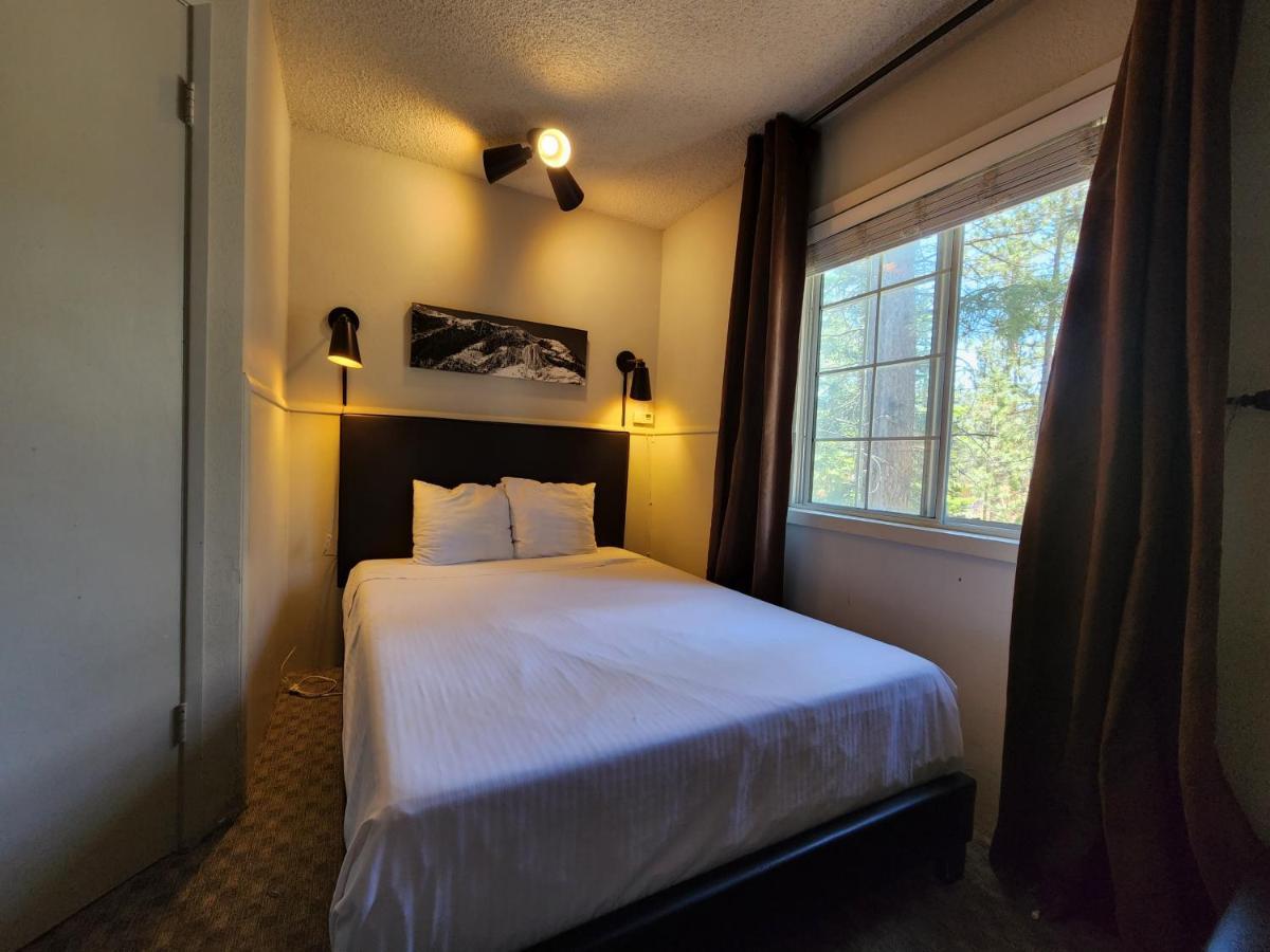 Cinnamon Bear Inn Mammoth Lakes Exterior photo